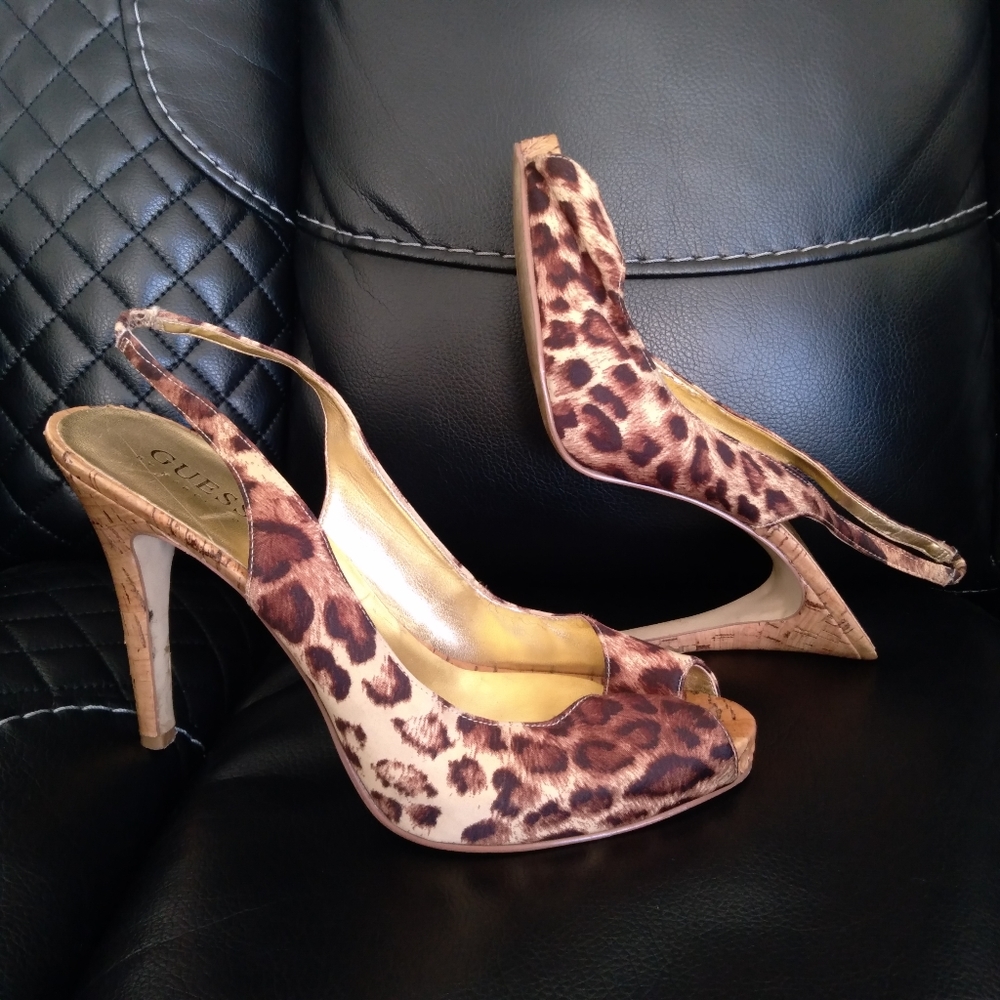 Guess cheetah print slingback peep toe heels 7.5